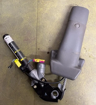 05 Dodge Grand Caravan Conjunto de hebilla de cinturón de seguridad delantero pasajero derecho Foto 1 de 4