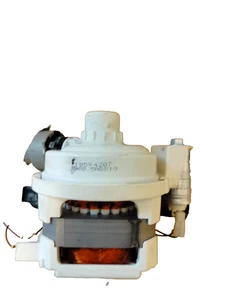 Bomba de circulación lavavajillas Bosch/Siemens/Neff - con condensador de 9 μF (W6 1200) - Imagen 1 de 8