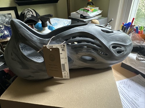 Adidas Yeezy Foam Runner Mx granito taglia 14 IE4931 nuove