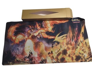 Pokemon TCG - CHARIZARD VMAX UPC - Playmat Brandneu Waifu Matte in Box - Bild 1 von 3