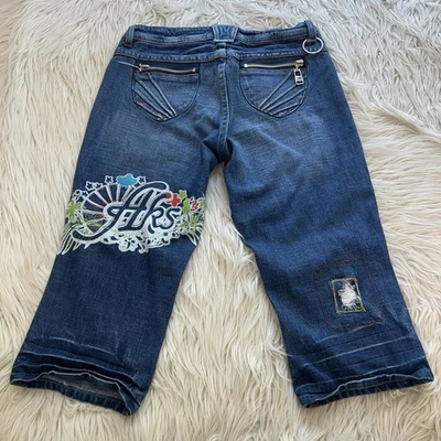 Pantalones Cortos Capris Vintage Y2K Akademiks AKDMKS Denim Bordados Para Mujer Talla 27 Foto 1 de 4