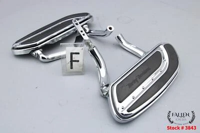 Harley Electra Glide CVO 2007 estribo del conductor delantero y juego de montaje Ironside Foto 1 de 4