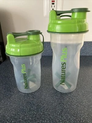 Juego de 2 tazas mezcladoras batidoras de proteínas 24 oz y 16 oz Foto 1 de 4