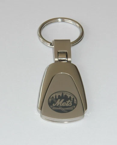 New York Mets Brushed Metal Key Chain with Etched Team Logo MLB Baseball Cover