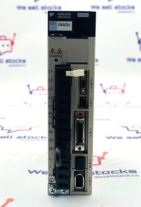 Servoaccionamiento YASKAWA SGDV-1R6AE5A - Imagen 1 de 11
