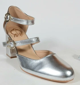 Women's Silver Strappy Block Heel Round Toe Size 8 New in Box - Picture 1 of 10