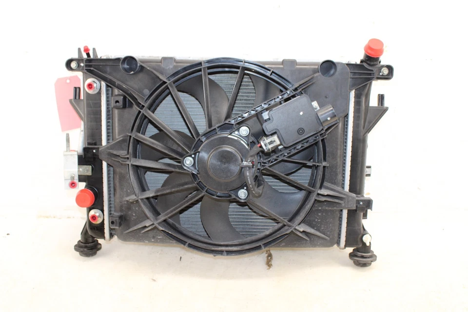 Pontiac Solstice GXP 2007-2009 2,0 L radiador/condensador/ventilador OEM NA34 Foto 1 de 4