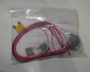 Kit de cableado de conmutador auxiliar para Dodge Ram 68032517AB 09 con fusibles - Imagen 1 de 2