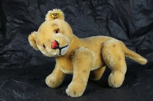 Steiff 5312 Mama Lioness   - Imagen 1 de 11