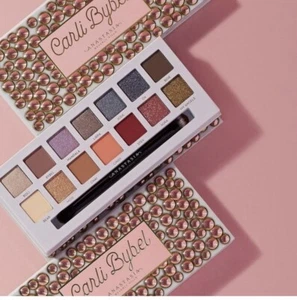 Carli Byble Anastasia Beverly Hills Eyeshadow Palette - Picture 1 of 3