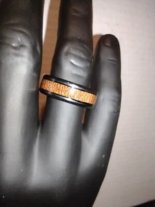 Men's Fashion Ring Black And Amber Size 13 NIP - Picture 1 of 4
