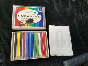 Vintage Eberhard Faber No. 263 palos de color NUPASTEL en caja surtido de 12 colores - Imagen 1 de 3