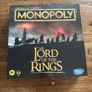 Monopoly Der Herr der Ringe Mittelerde Edition Brettspiel Hasbro NEU VERSIEGELT - Bild 1 von 12