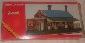 HORNBY RAILWAYS STATION DUNSTER HO MODEL RAILROAD BUILDING KIT WITH BOX - Picture 1 of 4