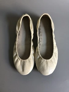 Tieks Diamond White Croc Flats Size: 8 - Picture 1 of 15