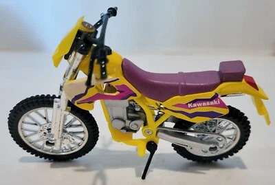 Maisto - Motocicleta Kawasaki Ninja Amarilla - 1:18 - Sin Caja - Usada en Excelente Condición Foto 1 de 4