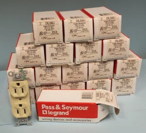 18 PASS & SEYMOUR CRL5262-I 15 A, 125 V, IVORY DUPLEX RECEPTACLE - Picture 1 of 10