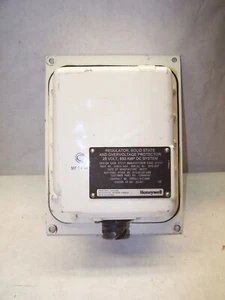 Honeywell Voltage Regulator 650 Amp, 28 V P/N 24B30-46a NSN 6110-01-327-9389 - Picture 1 of 2