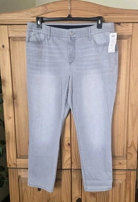 CHICO'S Jeans Jeggings Size 3P-16P Petite Gray Stretch Denim Straight Leg NWT - Image 1 of 4