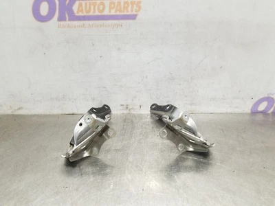 19 2019 TOYOTA AVALON XLE HOOD HINGE - Image 1 of 4