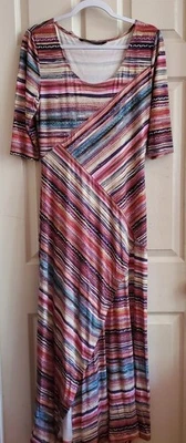 Nuevo sin etiquetas Vestido Peruvian Connection Wm M Elástico Líquido Gracioso Atemporal Sin Arrugas Foto 1 de 4