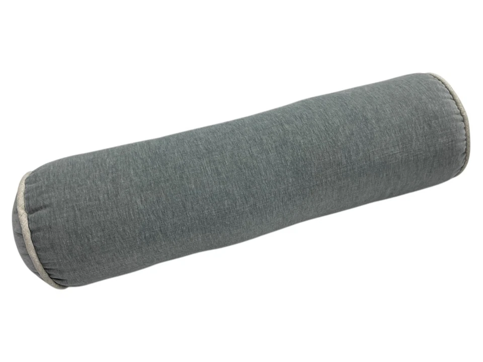 Almohada acolchada West Elm 58 % algodón 42 % poliéster carcasa 100 % poliéster relleno de fibra Foto 1 de 3