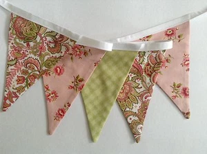 Fabric bunting/flags Pink/green Paisley Floral NEW Party Nursery Girl Gift - Picture 1 of 6