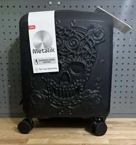 It Luggage Black Skull Wheel Control Luggage Carry on - Picture 1 of 12