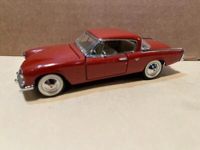 1/43 FRANKLIN MINT 1953 STUDEBAKER STARLINER COUPE RED - Image 1 of 4