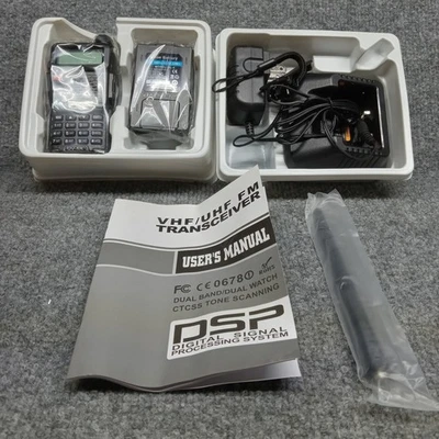 BAOFENG UV-5R Two Way Radio Dual Band VHF UHF FM Walkie Talkie Set - Image 1 of 4