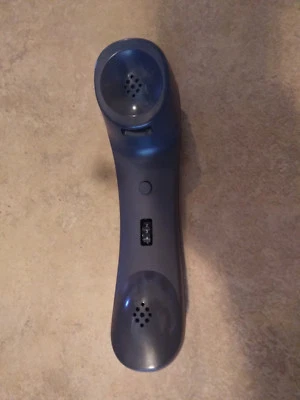 Avaya Amplified Adjustable Volume Push To Talk handset AK5A-1001 700229727 GRAY - Image 1 of 4