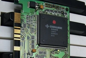105x GEM 105012 GENERALMUSIC DRAKE CPU&DSP PROCESSOR GV99372 Promega QFP240 - Foto 1 di 5