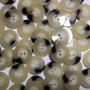 Best Quality Italian Faux Marble Horn Beige/Natural/Black 13,15,18,23mm 2hole - Picture 1 of 12