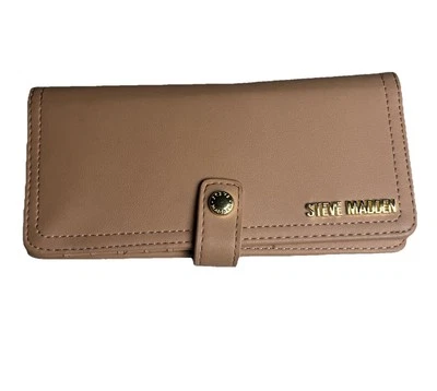 Steve Madden Cartera Doble Plegable Desnudo Beige Imitación Cuero Snap Bolso sin asas Logo Dorado Usado en Excelente Condición Foto 1 de 4