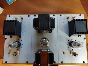 Stereo Röhrenverstärker - Bild 1 von 6