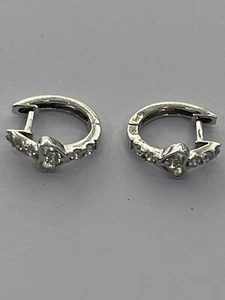 Orecchini Cerchio Oro Bianco 18 Kt 750 - Foto 1 di 6