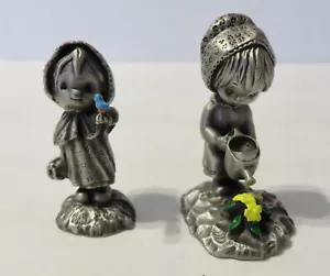 (2) Vintage Hallmark (1977/79) Pequeña Galería de Peltre con Pájaro... Regadero - Imagen 1 de 3