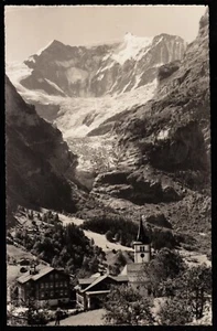 Grindelwald Village Gross Fiescherhorn Mountain Switzerland Postcard - Picture 1 of 2