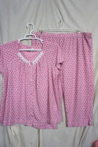 SECRET TREASURES WOMAN'S PINK FLORAL PAJAMAS/SIZE 2X (18W-20W)/PRE-OWNED - Picture 1 of 1