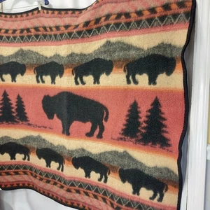 Earth Ragz Buffalo Bison Square Throw Blanket Fleece Rustic Cabin Man Cave 50x50 - Picture 1 of 13