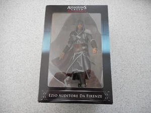 UBISOFT ASSASIN'S CREED REVELATIONS EZIO AUDITORE DA FIRENZE PVC 23CM STATUE - Picture 1 of 11