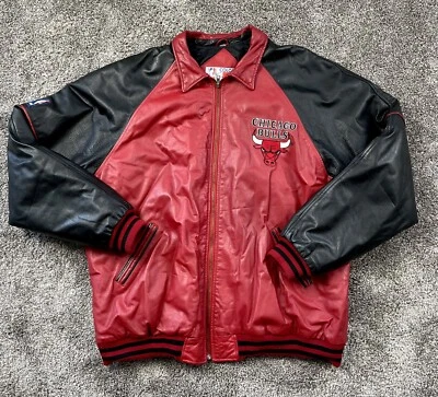 Chaqueta De Colección NBA 90’s Chicago Bulls Cuero Genuino Hombre’s XL Forrada en Negro y Rojo Foto 1 de 4