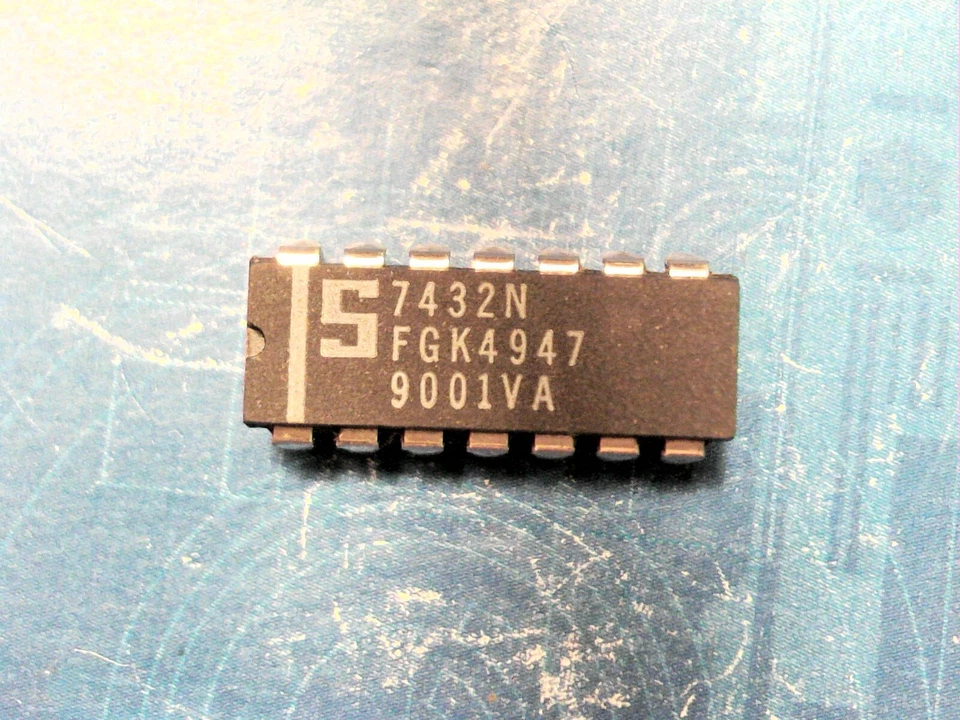 SN74LS32N OR-Gatter 4-fach 2 Eingänge DIP14 - Bild 1 von 1