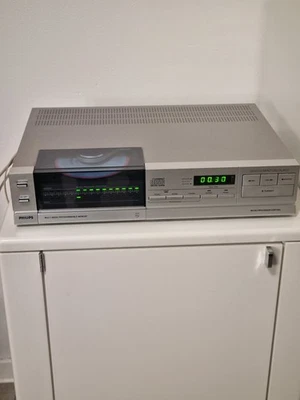 **Philips CD303 Compact Disc Player – Klassiker im Top-Zustand!** - Bild 1 von 4