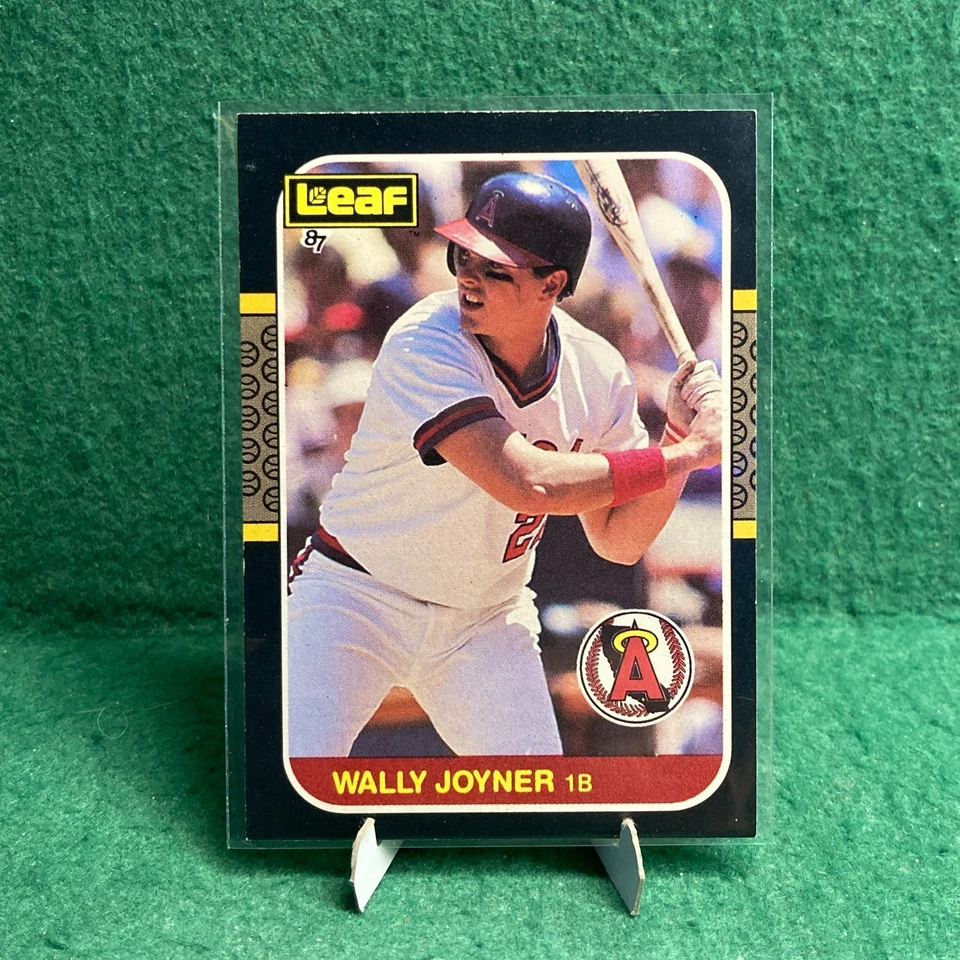 1987 Leaf Baseball / Wally Joyner RC #252 - Image 1 of 2