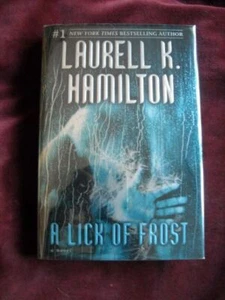 Laurell K. Hamilton - A LICK OF FROST - 1ST (Anita Blake) - Picture 1 of 1