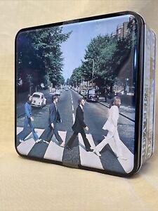 The Beatles Abbey Road Album 2-Sided 300 Piece Jigsaw Puzzle with Tin COMPLETE