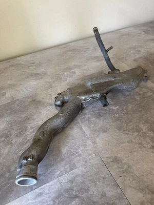 Conjunto cruzado refrigerante motor Subaru WRX STi 2002-2003 fabricante de equipos originales Foto 1 de 4