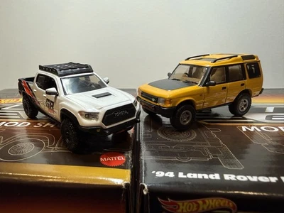 Hot Wheels Elite 64 Mod Shop '17 Toyota Tacoma and Land Rover Defender.!! - Image 1 of 4