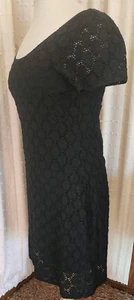 Isaac Mizrahi Lacy Eyelet Little black Dress Lined Comfortable Stretch Midi - Picture 1 of 8